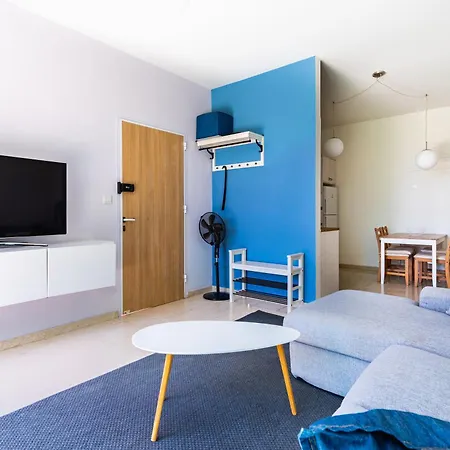 Apartamento Palm Retreat Garden & Pool