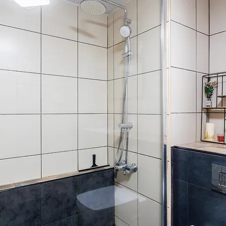 Palm Retreat Garden & Pool Apartamento Limassol